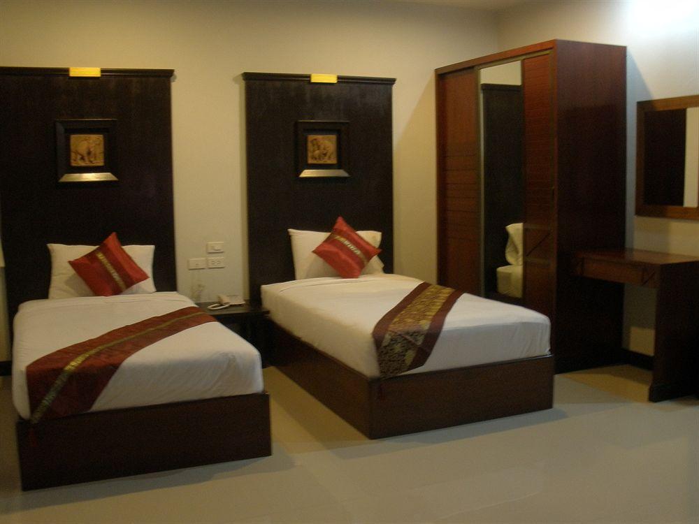 شقة قصر C.A.P Phuket المظهر الخارجي الصورة