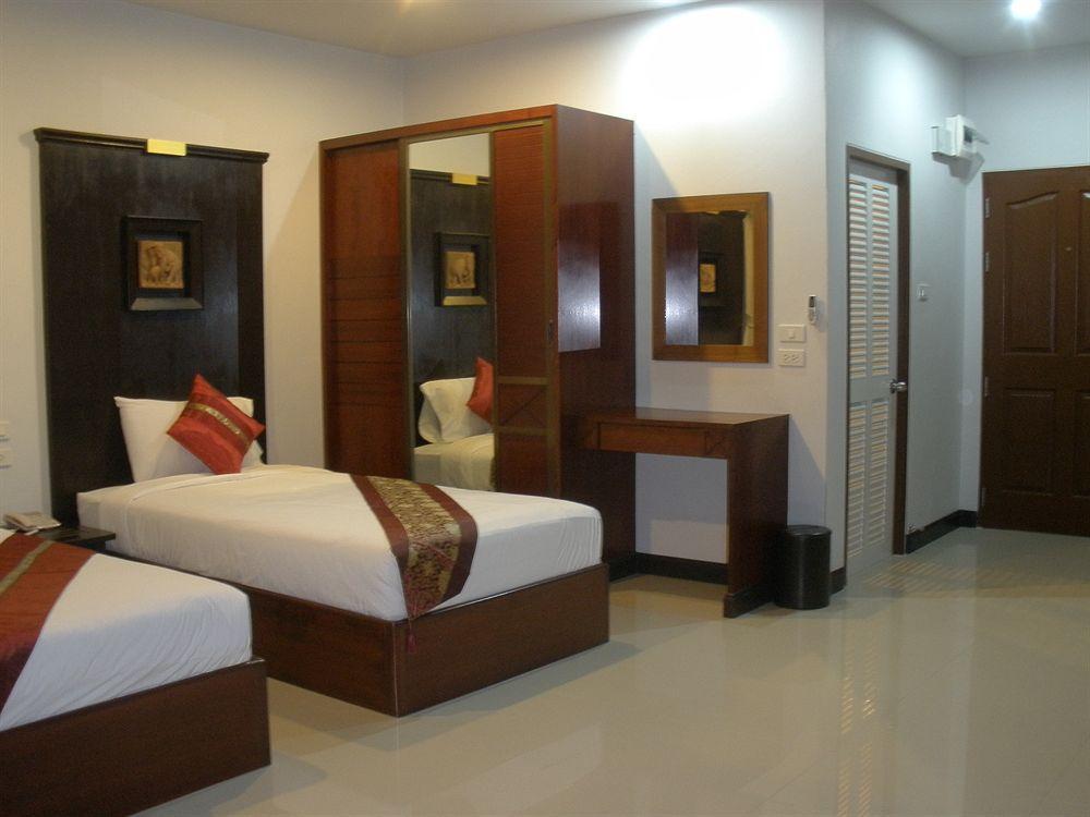 شقة قصر C.A.P Phuket المظهر الخارجي الصورة